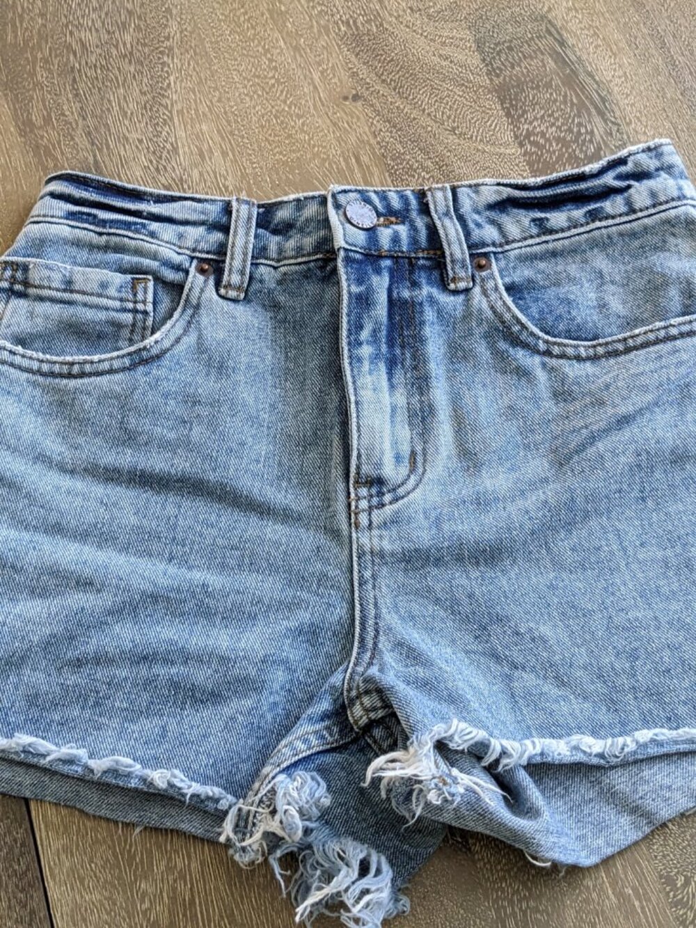 ONEILL Light Wash Distressed Cut Off Blue Jean Denim Cotton Shorts, Size 26